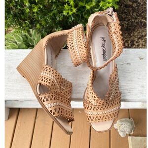 Jeffrey Campbell Woven Strappy Wedge Sandals Size 7